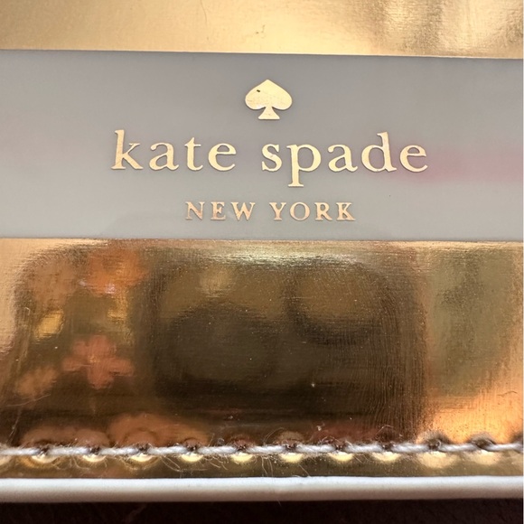 Kate Spade Gold Metallic Stripe Pencil Pouch/Cosmetic bag. - Picture 4 of 6